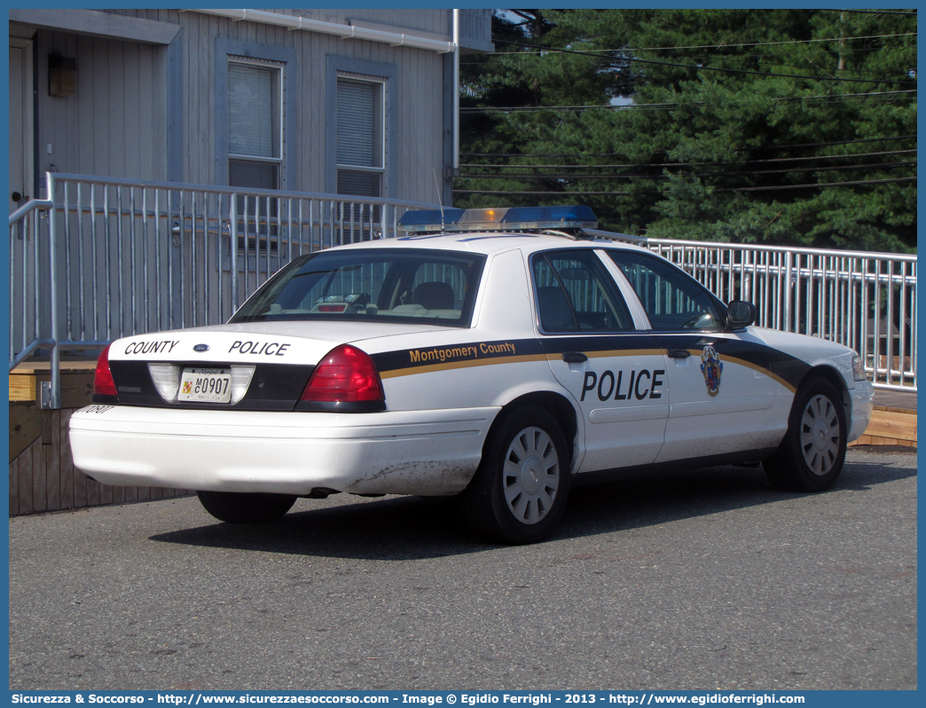 -
United States of America
Montgomery County
Police
Ford Crown Victoria
Parole chiave: Montgomery;County;Police;Ford;Crown Victoria