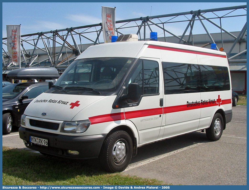 RK 96
Bundesrepublik Deutschland
Deutsches Rotes Kreuz
Ford Transit III generation
Parole chiave: Repubblica;Federale;Germania;Bundesrepublik;Deutschland;Deutsches;Rotes;Kreuz;Ford;Transit