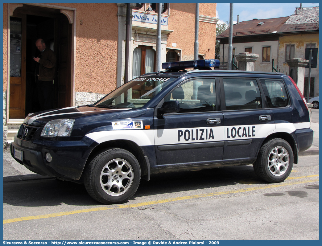 -
Polizia Locale
Comune di Asiago
Nissan X-Trail I serie
(variante)
Parole chiave: PL;P.L.;PM;P.M.;Polizia;Locale;Municipale;Asiago;Nissan;Xtrail;X-Trail;X - Trail