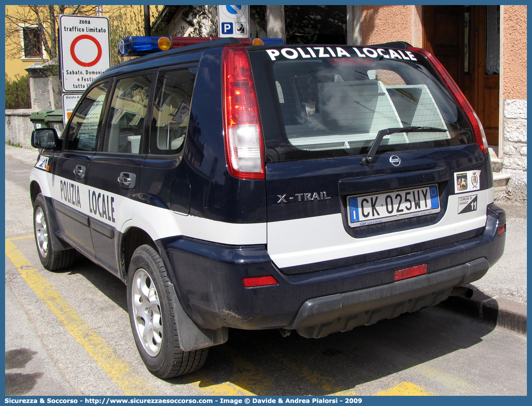 -
Polizia Locale
Comune di Asiago
Nissan X-Trail I serie
(variante)
Parole chiave: PL;P.L.;PM;P.M.;Polizia;Locale;Municipale;Asiago;Nissan;Xtrail;X-Trail;X - Trail