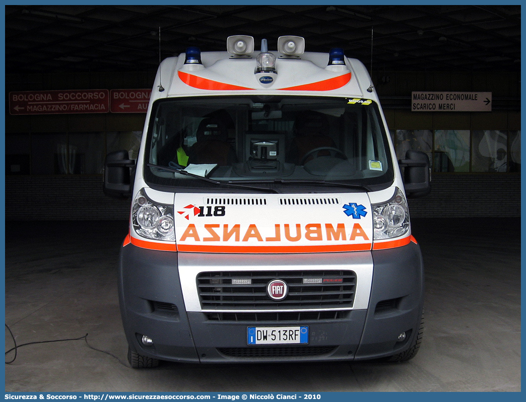 BO 0849
118 Bologna Soccorso
Fiat Ducato III serie
Allestitore Aricar S.p.A.
Parole chiave: 118;Bologna;Soccorso;Ambulanza;Autoambulanza;Fiat;Ducato;X250;X 250;Aricar