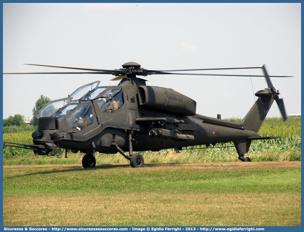 MM81422 / EI-952
Esercito Italiano
Aviazione dell'Esercito
Agusta A129 "Mangusta"

Parole chiave: EI;E.I.;Esercito;Italiano;Aviazione;Agusta;A129;Mangusta