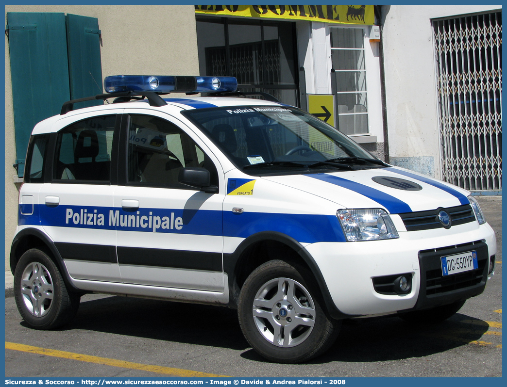 -
Polizia Municipale
Comune di Vergato
Fiat Nuova Panda 4x4
Parole chiave: Polizia;Locale;Municipale;Vergato;Fiat;Nuova Panda