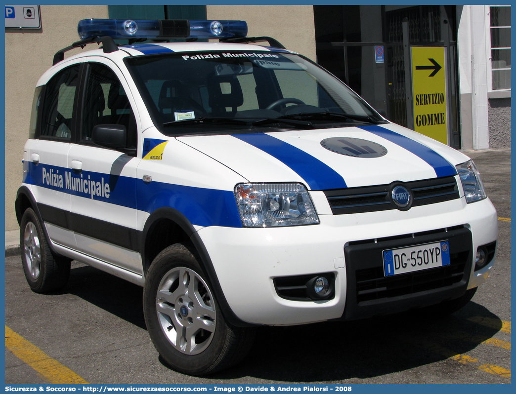 -
Polizia Municipale
Comune di Vergato
Fiat Nuova Panda 4x4
Parole chiave: Polizia;Locale;Municipale;Vergato;Fiat;Nuova Panda