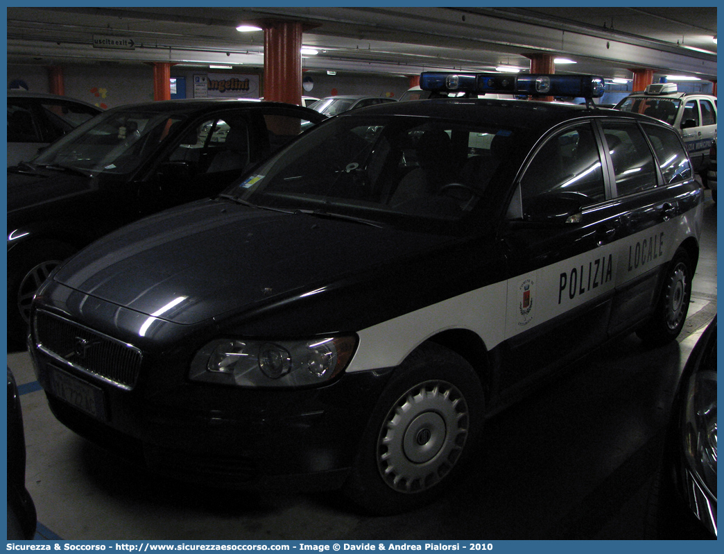 Polizia Locale YA722AC
Polizia Locale
Comune di Cittadella
Volvo V50
Parole chiave: Polizia;Municipale;Locale;Cittadella;Volvo;V50;YA722AC