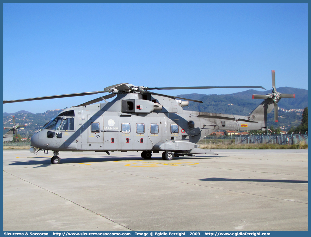 MM81494 2-15
Marina Militare Italiana
Aviazione Navale
Agusta-Westland AW101/EH101
Parole chiave: MMI;M.M.I.;Marina;Militare;Italiana;Aviazione;Navale;Agusta;Westland;AW101;EH101