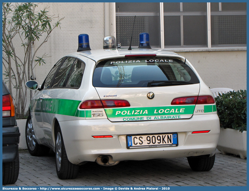 -
Polizia Locale
Comune di Albairate
Alfa Romeo 156 Sportwagon II serie
Allestitore Bertazzoni S.r.l.
Parole chiave: Polizia;Locale;Municipale;Albairate;Alfa Romeo;156;Sportwagon;Bertazzoni