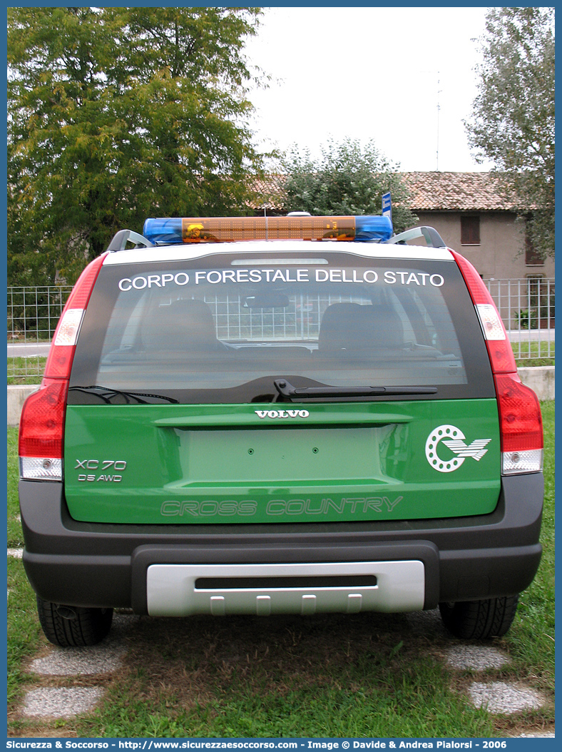 -
Corpo Forestale dello Stato
Volvo XC70
Allestitore Focaccia Group S.r.l.
Parole chiave: Corpo;Forestale;Stato;Corpo Forestale dello Stato;CFS;C.F.S.;Volvo;XC70;XC 70;Focaccia