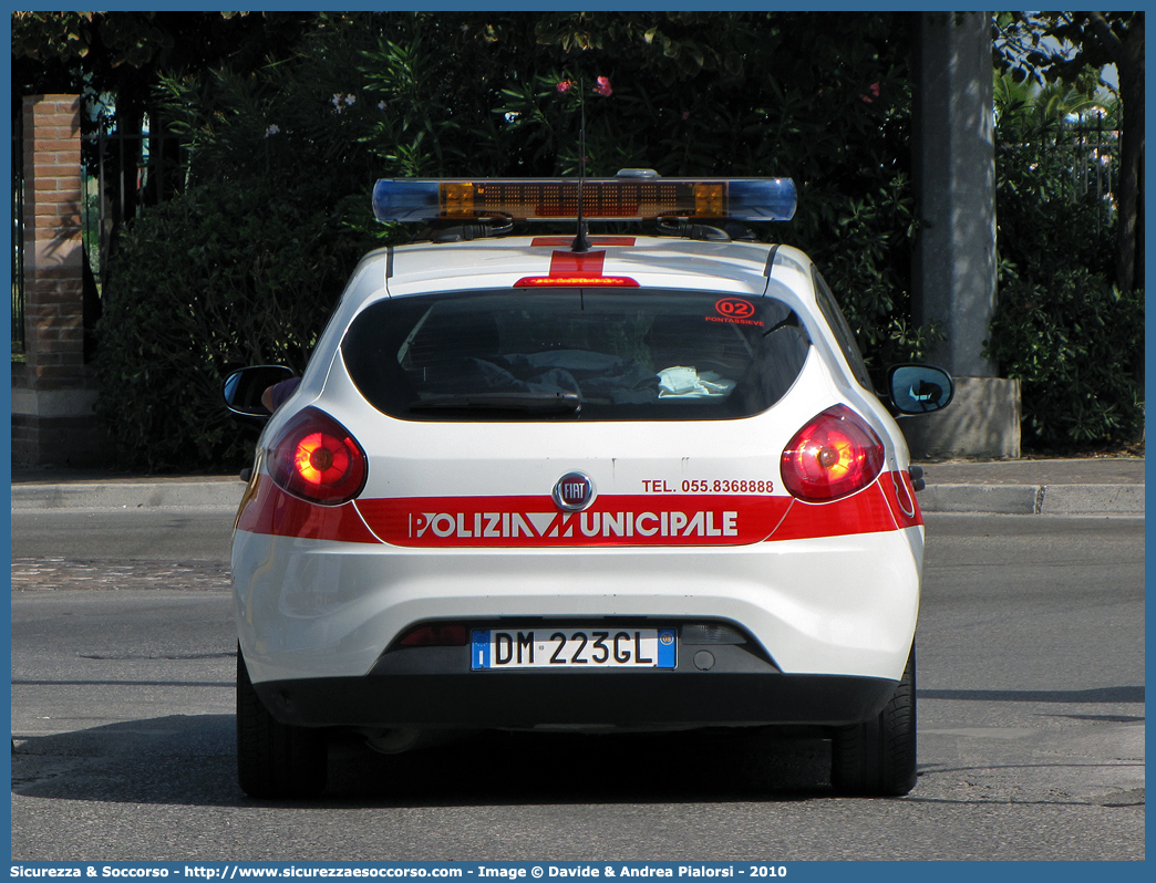 -
Polizia Municipale
Comune di Pontassieve
Fiat Nuova Bravo
Parole chiave: Polizia;Locale;Municipale;Pontassieve;Fiat;Nuova Bravo