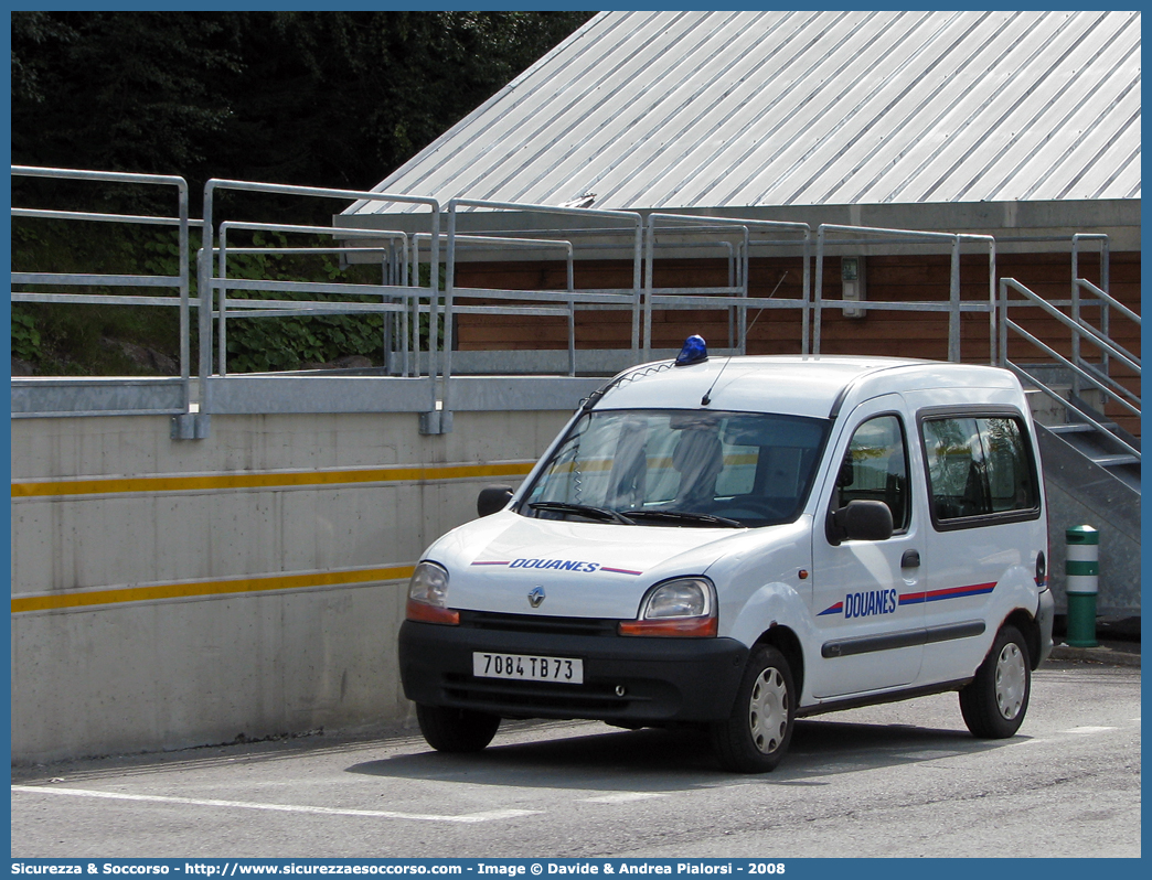 -
République Française
Douanes
Renault Kangoo I generation
Parole chiave: Repubblica;Francese;République;Française;Douanes;Renault;Kangoo