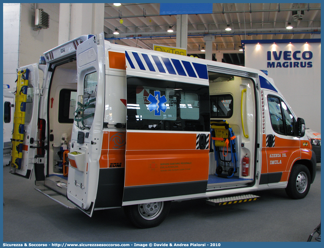 BO 2305
118 Imola Soccorso
Fiat Ducato III serie
Allestitore EDM S.r.l.
Parole chiave: 118;Imola;Soccorso;Ambulanza;Autoambulanza;Fiat;Ducato;X250;X 250;EDM;E.D.M.