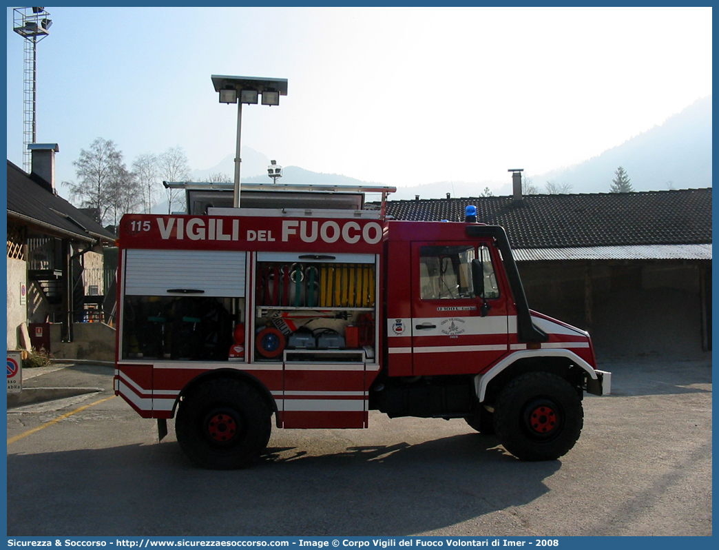 VF J58TN
Corpo Volontario Vigili del Fuoco Imer
Mercedes Benz Unimog U100L
Parole chiave: VF;V.F.;Vigili del Fuoco;Vigili;Fuoco;Volontari;Imer;Mercedes Benz;Unimog;U100L;J58TN