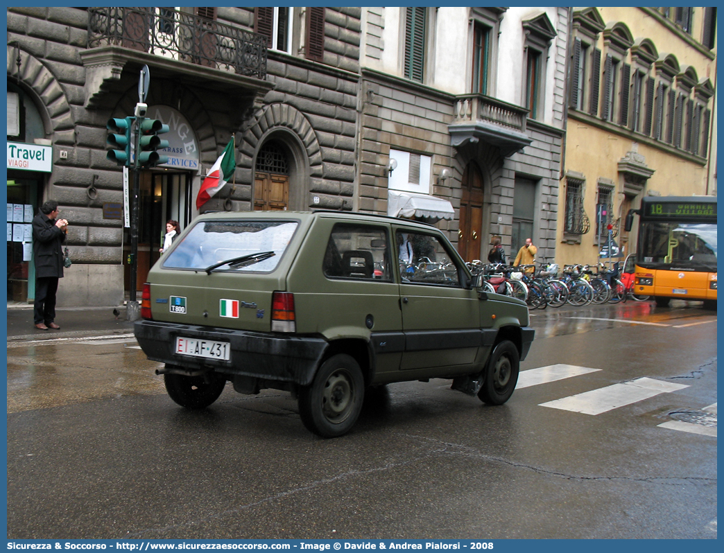 EI AF431
Esercito Italiano
Fiat Panda 4x4 II serie
Parole chiave: EI;E.I.;Esercito;Italiano;Autovetture;Fiat;Panda 4x4 II serie;AF431