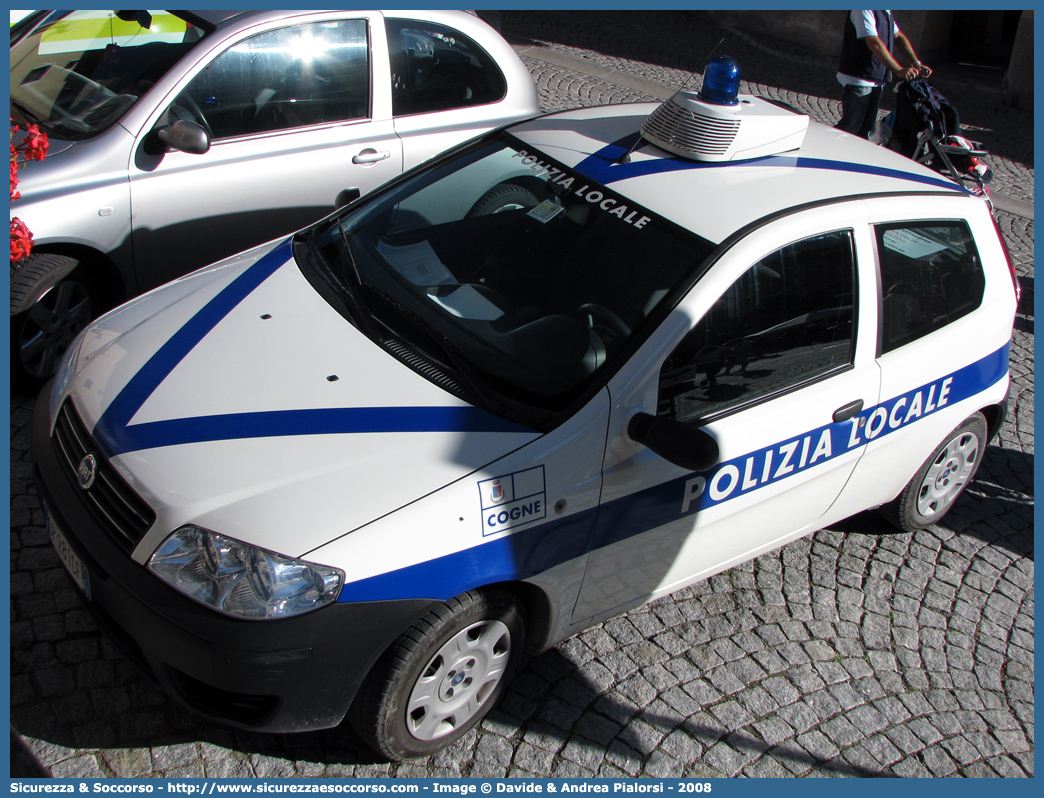 -
Polizia Locale
Comune di Cogne
Fiat Punto III serie
Parole chiave: Polizia;Locale;Municipale;Cogne;Fiat;Punto