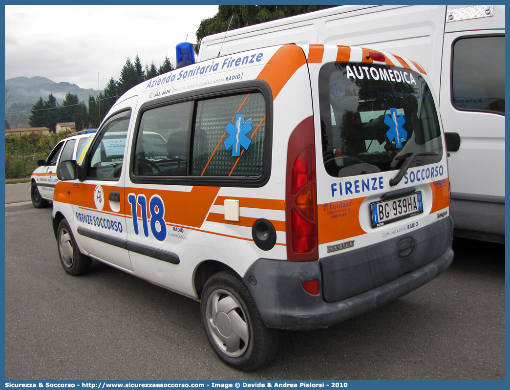 -
118 Firenze Soccorso
Renault Kangoo I serie
Allestitore Vision S.r.l.
Parole chiave: 118;Firenze;Soccorso;Automedica;Renault;Kangoo;Vision