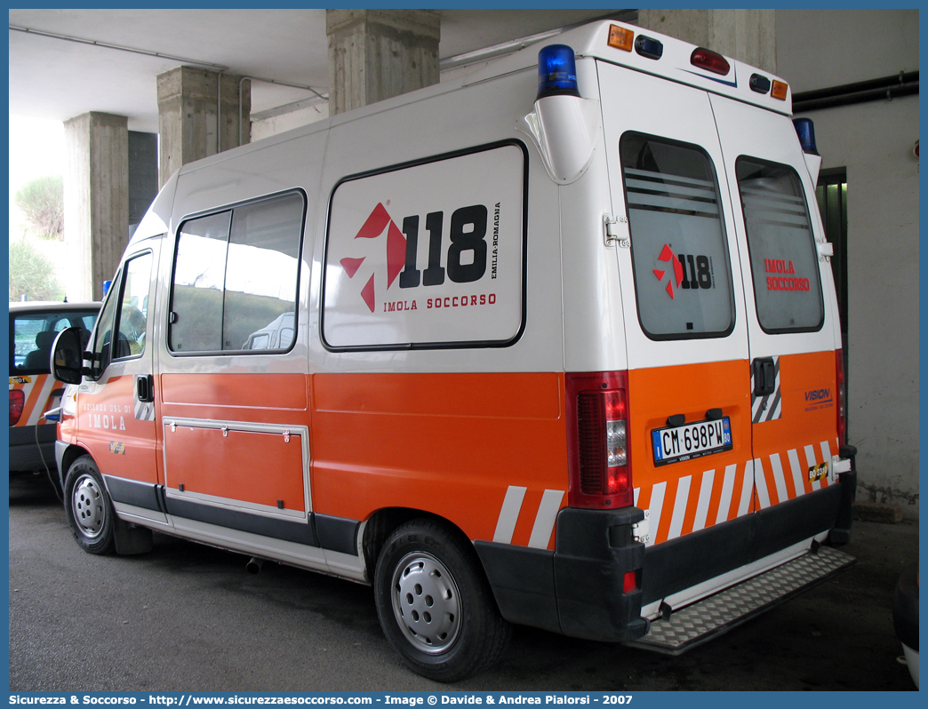 BO 2310
118 Imola Soccorso
Fiat Ducato II serie restyling
Allestitore Vision S.r.l.
Parole chiave: 118;Imola;Soccorso;Ambulanza;Fiat;Ducato;Vision