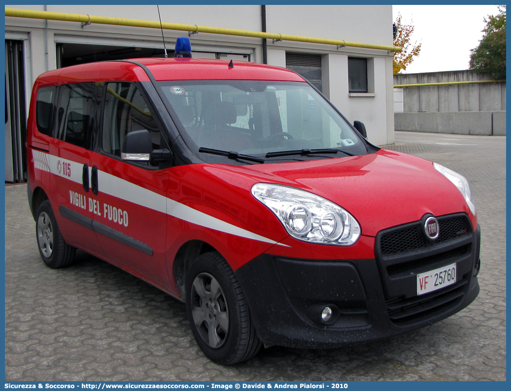 VF 25760
Corpo Nazionale Vigili del Fuoco
Fiat Doblò II serie
Parole chiave: Corpo;Nazionale;Vigili del Fuoco;Vigili;Fuoco;Fiat;Doblò;Doblo