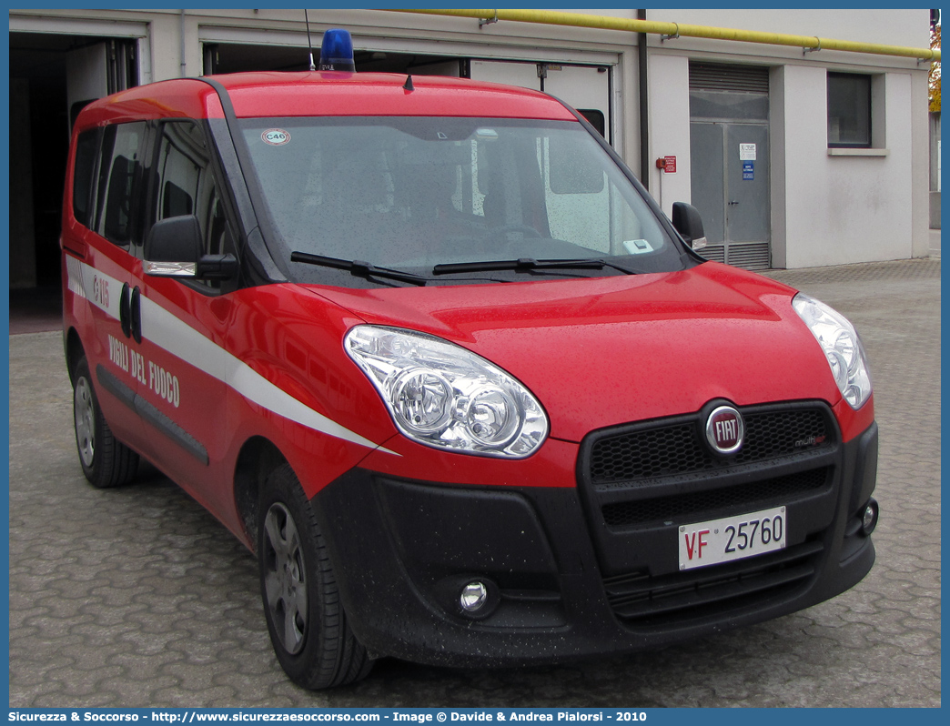 VF 25760
Corpo Nazionale Vigili del Fuoco
Fiat Doblò II serie
Parole chiave: Corpo;Nazionale;Vigili del Fuoco;Vigili;Fuoco;Fiat;Doblò;Doblo