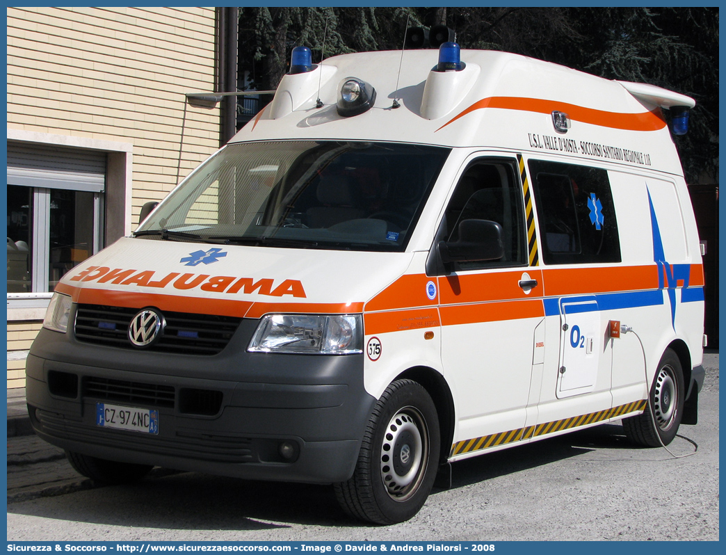 375
118 Valle d'Aosta
Volkswagen Transporter T5
Allestitore Orion S.r.l.
Parole chiave: 118;Valle d&#039;Aosta;Aosta;Ambulanza;Volkswagen;Transporter;T5;Orion