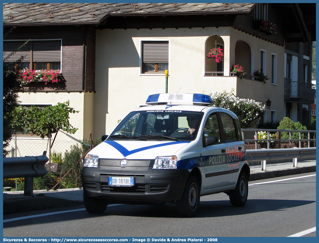 -
Polizia Locale
Comune di Aymavilles
Fiat Nuova Panda 4x4
Parole chiave: Polizia;Locale;Municipale;Aymavilles;Fiat;Nuova Panda