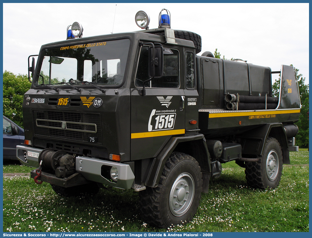 CFS 3718
Corpo Forestale dello Stato
Nucleo Antincendio Boschivo
Iveco OM 75P
(I variante)
Parole chiave: Corpo;Forestale;Stato;Corpo Forestale dello Stato;CFS;C.F.S.;Antincendio;Boschivo;AIB;A.I.B.;Iveco;OM;75P;75 P