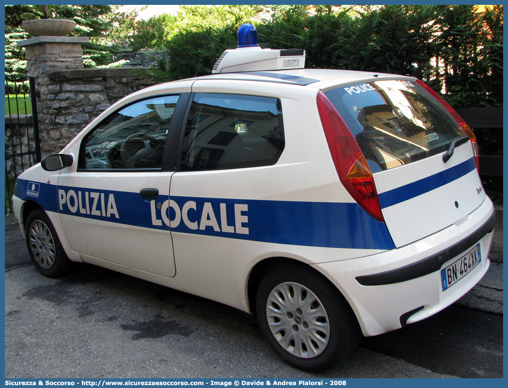 -
Polizia Locale
Comune di Prè Saint Didier
Fiat Punto II serie
Parole chiave: Polizia;Locale;Municipale;Pre Saint Didier;Prè Saint Didier;Fiat;Punto