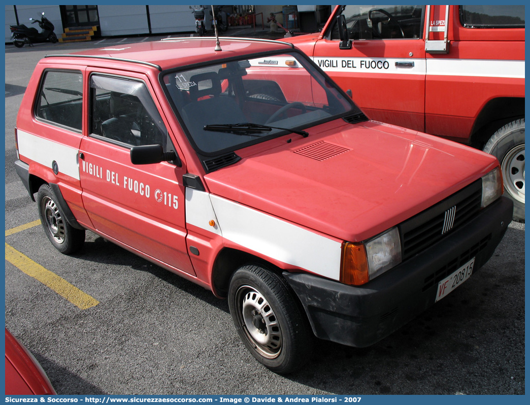 VF 20815
Corpo Nazionale Vigili del Fuoco
Fiat Panda II serie
Parole chiave: VVF;V.V.F.;Corpo;Nazionale;Vigili;del;Fuoco;Fiat;Panda