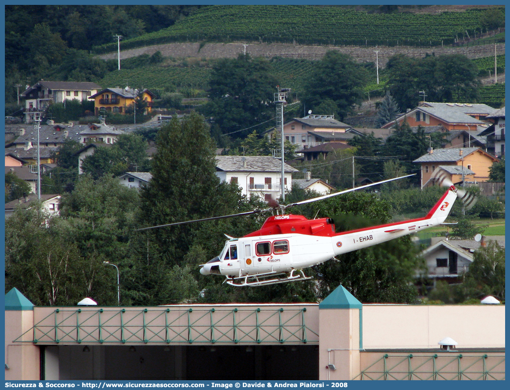 I-EHAB
118 Regione Valle d'Aosta
Agusta Bell AB412
Base di Aosta
Parole chiave: 118;Valle d'Aosta;Aosta;Agusta;Bell;AB412;AB;412;I-EHAB;Elicottero;Elisoccorso