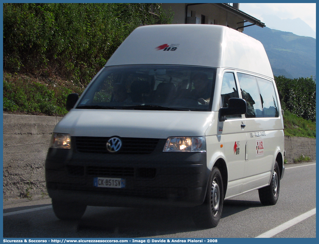 -
118 Valle d'Aosta
Volkswagen Transporter T5
Parole chiave: 118;Valle d'Aosta;Aosta;Volkswagen;Transporter;T5