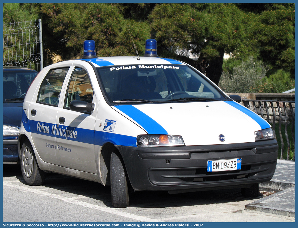 -
Polizia Municipale
Comune di Portovenere
Fiat Punto II serie
Parole chiave: Polizia;Locale;Municipale;Portovenere;Porto Venere;Fiat;Punto