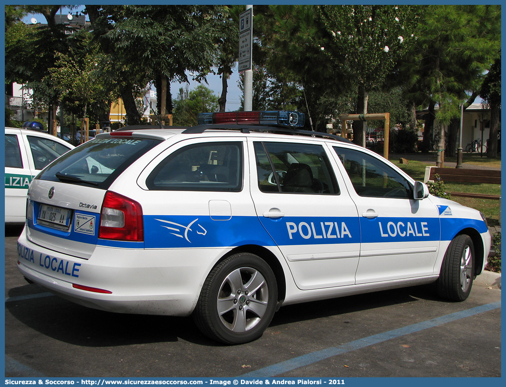 Polizia Locale YA023AA
Polizia Locale
Comune di Castelfidardo
Skoda Octavia Wagon 4x4 III serie
Parole chiave: Polizia;Locale;Municipale;Castelfidardo;Skoda;Octavia;Wagon;YA023AA;YA 023 AA