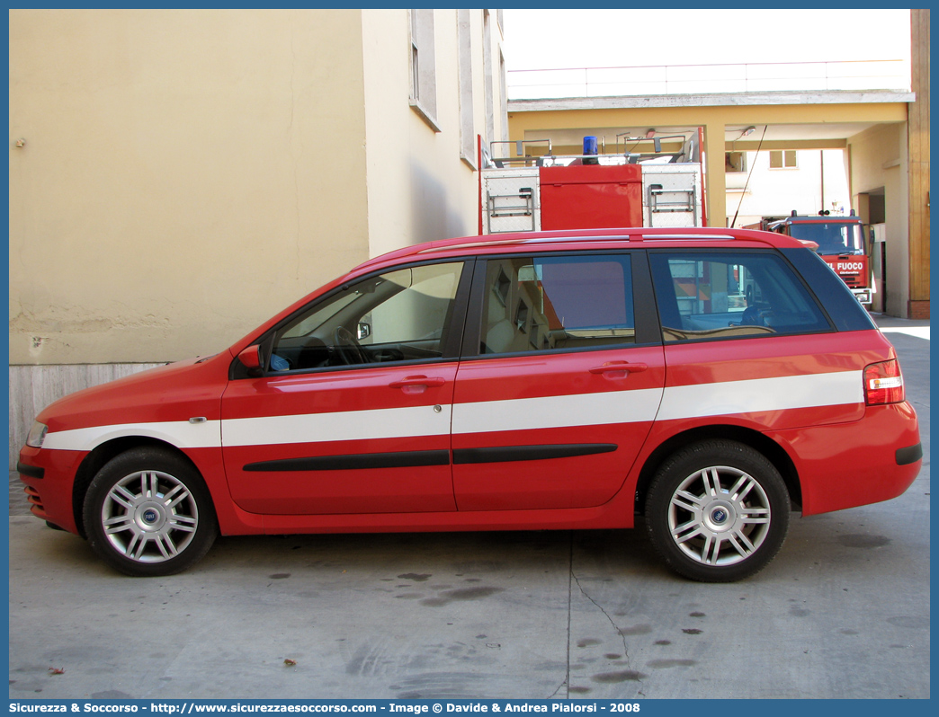 VF 22718
Corpo Nazionale Vigili del Fuoco
Fiat Stilo Multiwagon
Parole chiave: VF;VVF;V.F.;V.V.F.;Corpo;Nazionale;Vigili del Fuoco;Vigili;Fuoco;Fiat;Stilo;Multiwagon