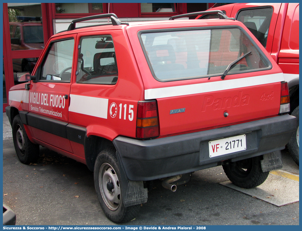 VF 21771
Corpo Nazionale Vigili del Fuoco
Nucleo Telecomunicazioni Radio
Fiat Panda 4x4 II serie
Parole chiave: Corpo;Nazionale;Vigili del Fuoco;Vigili;Fuoco;Fiat;Panda;Telecomunicazioni;Tele Comunicazioni;Radio