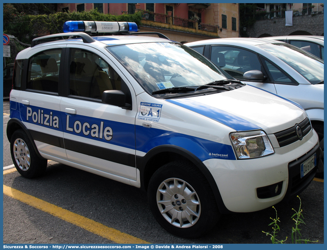 -
Polizia Locale
Comune di Portofino
Fiat Nuova Panda 4x4
Allestitore Bertazzoni S.r.l.
Parole chiave: Polizia;Locale;Municipale;Portofino;Fiat;Nuova Panda;Bertazzoni