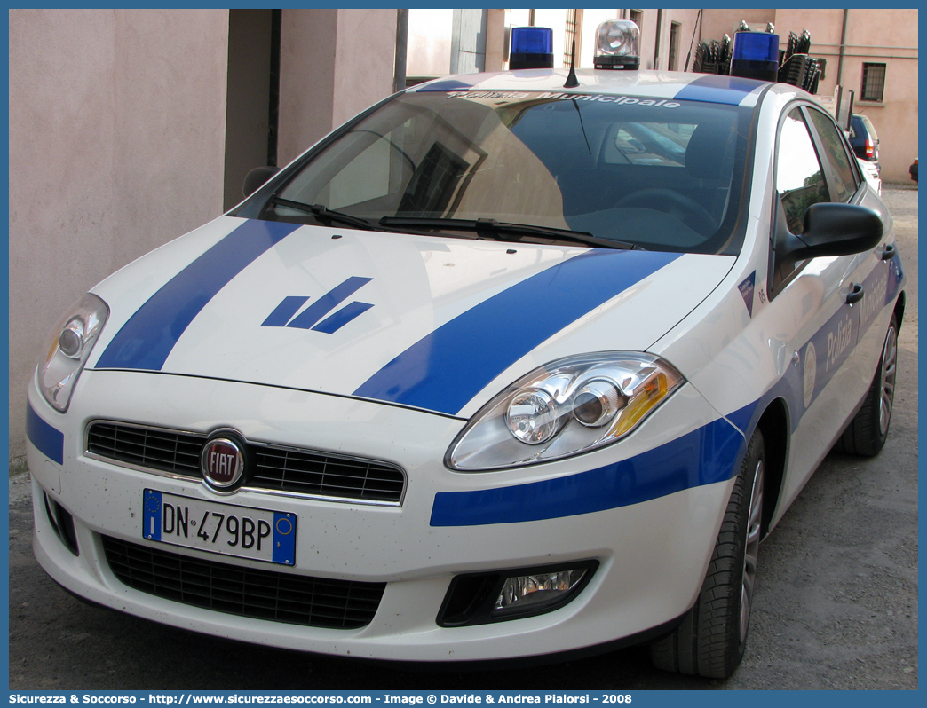 -
Polizia Municipale
Associazione Intercomunale
Cinque Castelli
Fiat Nuova Bravo
Allestitore Focaccia Group S.r.l.
Parole chiave: Polizia;Locale;Municipale;Cinque Castelli;Fiat;Nuova Bravo;Focaccia