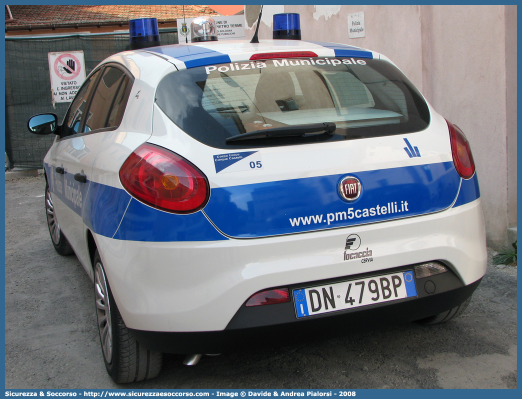 -
Polizia Municipale
Associazione Intercomunale
Cinque Castelli
Fiat Nuova Bravo
Allestitore Focaccia Group S.r.l.
Parole chiave: Polizia;Locale;Municipale;Cinque Castelli;Fiat;Nuova Bravo;Focaccia