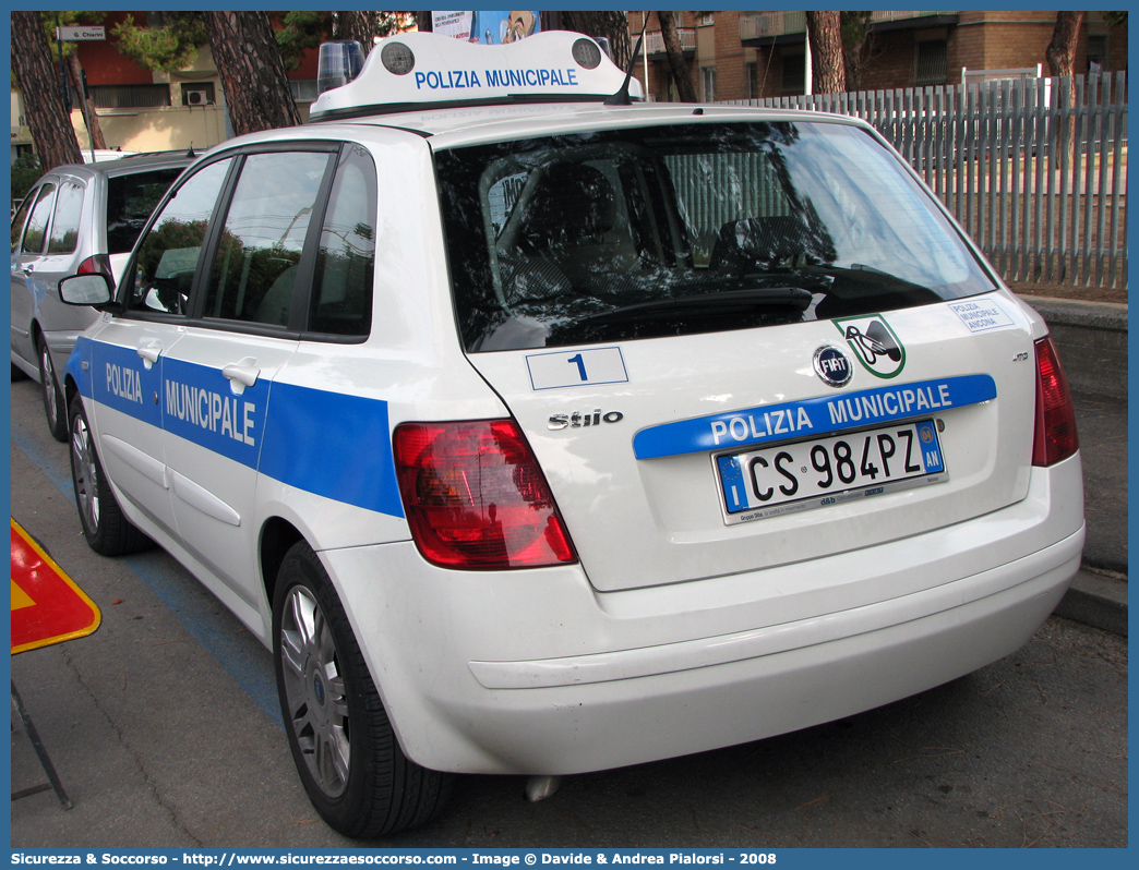 -
Polizia Municipale
Comune di Ancona
Fiat Stilo
Parole chiave: Polizia;Locale;Municipale;Ancona;Fiat;Stilo