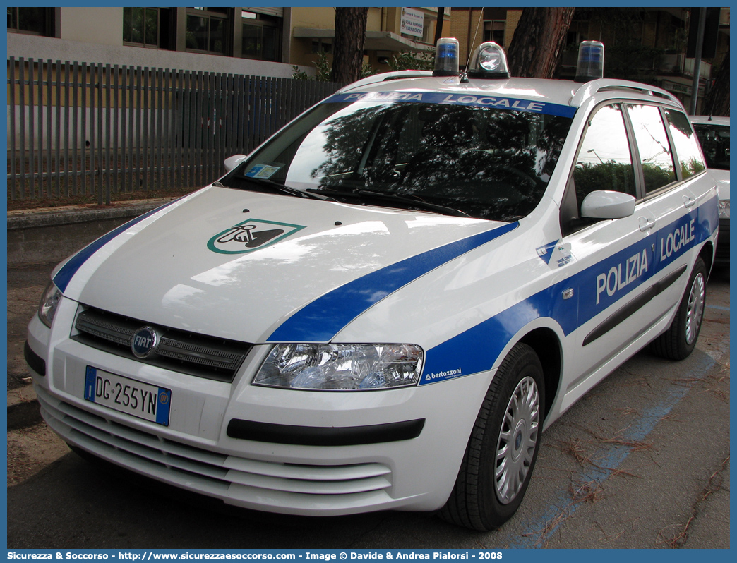 -
Polizia Locale
Unione Comuni Media Vallesina
Fiat Stilo Multiwagon
Allestitore Bertazzoni S.r.l.
Parole chiave: Polizia;Locale;Municipale;Media Vallesina;Castelbellino;Castelplanio;Maiolati Spontini;Monte Roberto;Montecarotto;Poggio San Marcello;San Paolo di Jesi;Fiat;Stilo;Multiwagon;Multi;Station;Wagon;MW;M.W.;SW;S.W.;Bertazzoni