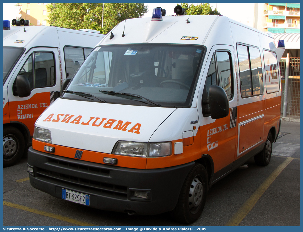 BRAVO 14
118 Romagna Soccorso
Ambito Territoriale di Rimini
Fiat Ducato II serie
Allestitore Vision S.r.l.
Parole chiave: 118;Romagna;Soccorso;Rimini;Ambulanza;Fiat;Ducato