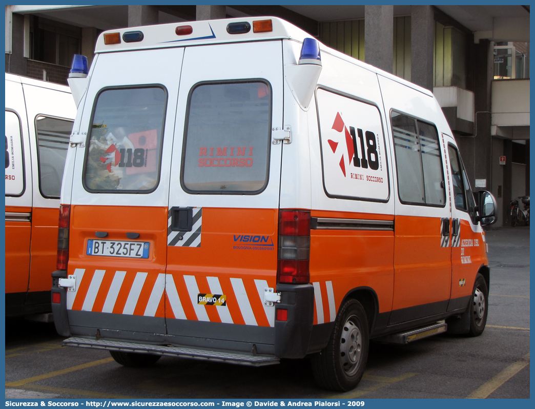 BRAVO 14
118 Romagna Soccorso
Ambito Territoriale di Rimini
Fiat Ducato II serie
Allestitore Vision S.r.l.
Parole chiave: 118;Romagna;Soccorso;Rimini;Ambulanza;Fiat;Ducato