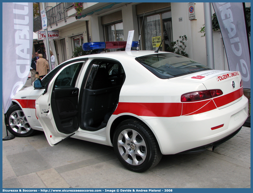 -
Polizia Municipale
Regione Toscana
Alfa Romeo 159
Prototipo
Parole chiave: Polizia;Locale;Municipale;Toscana;Alfa Romeo;159;Prototipo