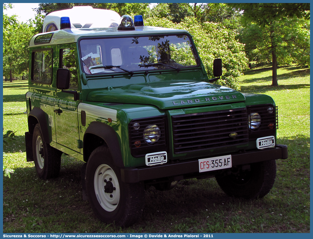 CFS 355AF
Corpo Forestale dello Stato
Parco Nazionale
delle Foreste Casentinesi
Land Rover Defender 90
Parole chiave: Corpo;Forestale;Stato;Corpo Forestale dello Stato;CFS;C.F.S.;Land Rover;Defender;90