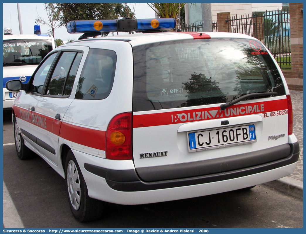 -
Polizia Municipale
Comune di Vicchio
Renault Megane Break
Parole chiave: Polizia;Locale;Municipale;Vicchio;Renault;Megane;Break