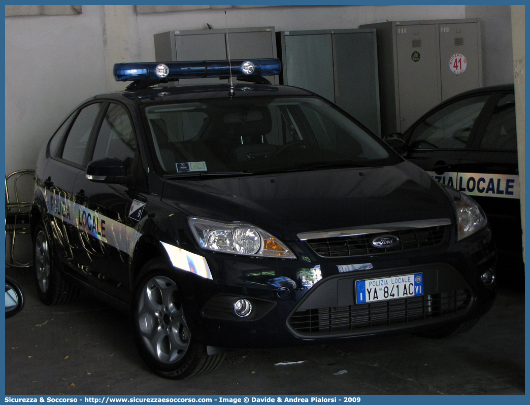 Polizia Locale YA841AC
Polizia Locale
Comune di Vicenza
Ford Focus III serie
Parole chiave: PL;P.L.;PM;P.M.;Polizia;Locale;Municipale;Vicenza;Ford;Focus