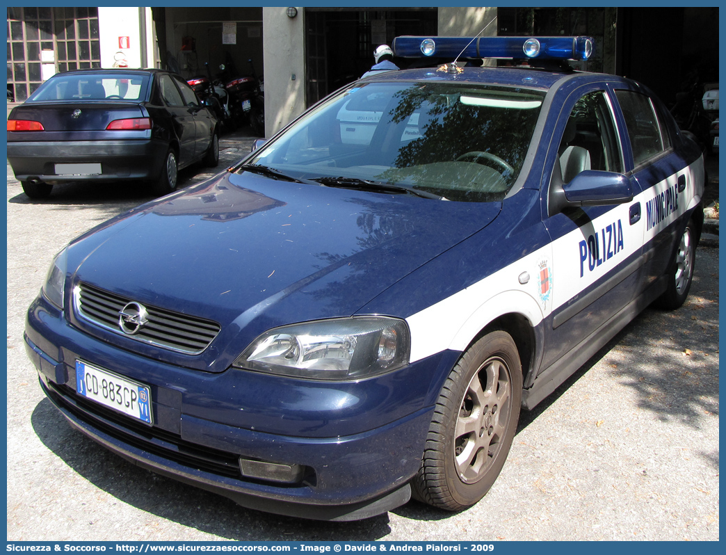 -
Polizia Municipale
Comune di Vicenza
Opel Astra II serie
Parole chiave: Polizia;Locale;Municipale;Vicenza;Opel;Astra