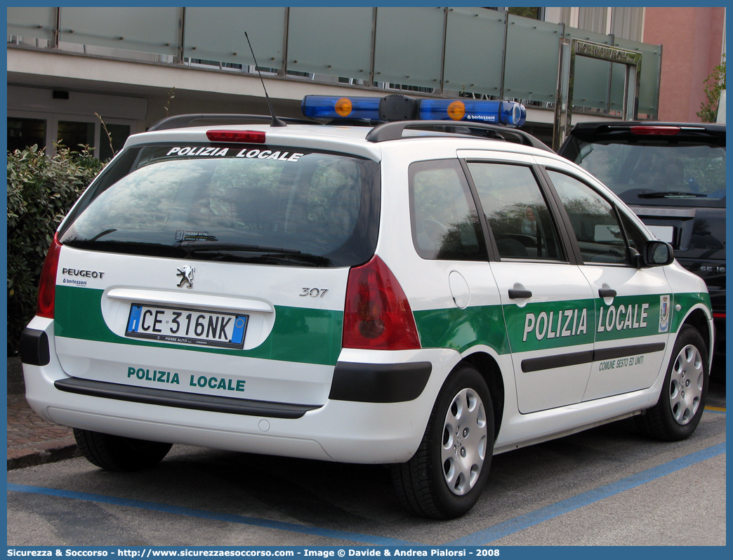 Polizia Locale YA100AB
Polizia Locale
Comune di Sesto ed Uniti
Peugeot 307 Station Wagon I serie
Parole chiave: Polizia;Locale;Municipale;Sesto ed Uniti;Peugeot;307;Station Wagon