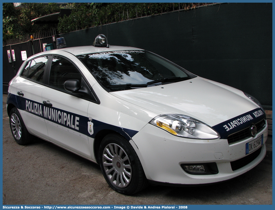 Polizia Locale YA001AC
Polizia Municipale
Comune di Monterotondo
Fiat Nuova Bravo
Parole chiave: Polizia;Locale;Municipale;Monterotondo;Fiat;Nuova Bravo;YA001AC