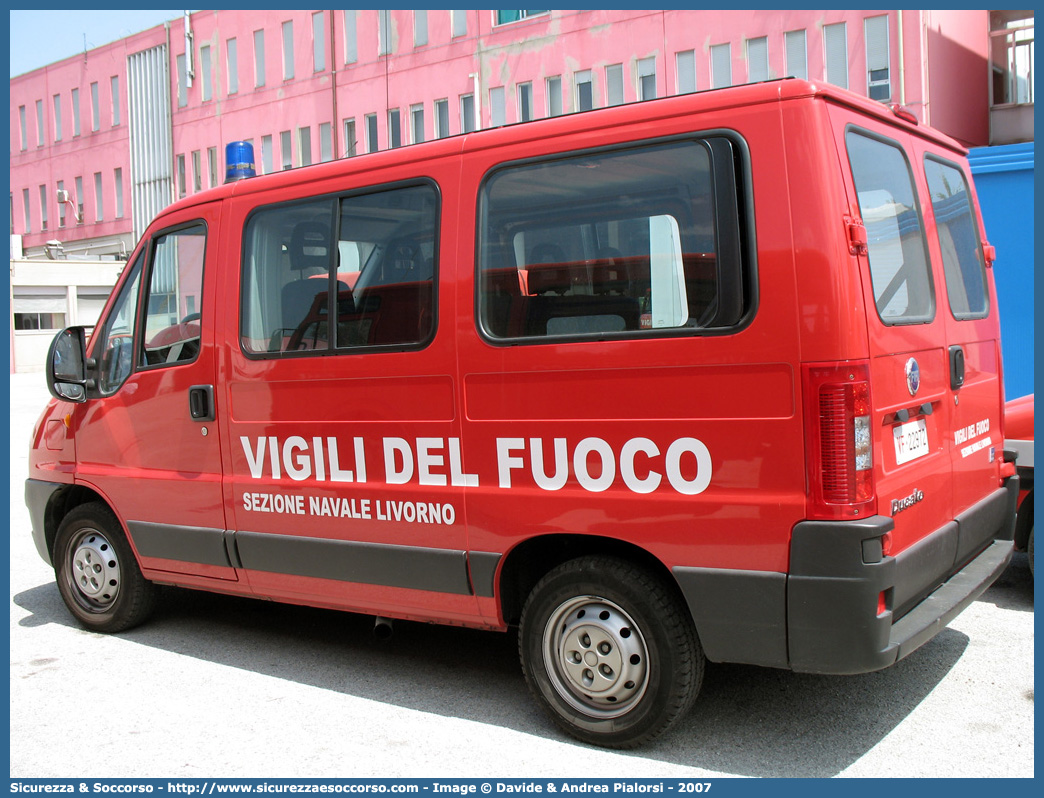 VF 22972
Corpo Nazionale Vigili del Fuoco
Nucleo Portuale
Fiat Ducato II serie restyling
Parole chiave: Corpo;Nazionale;Vigili del Fuoco;Vigili;Fuoco;Fiat;Ducato;Portuale;Navale;Nautica;Nautico;Nautici;Porti