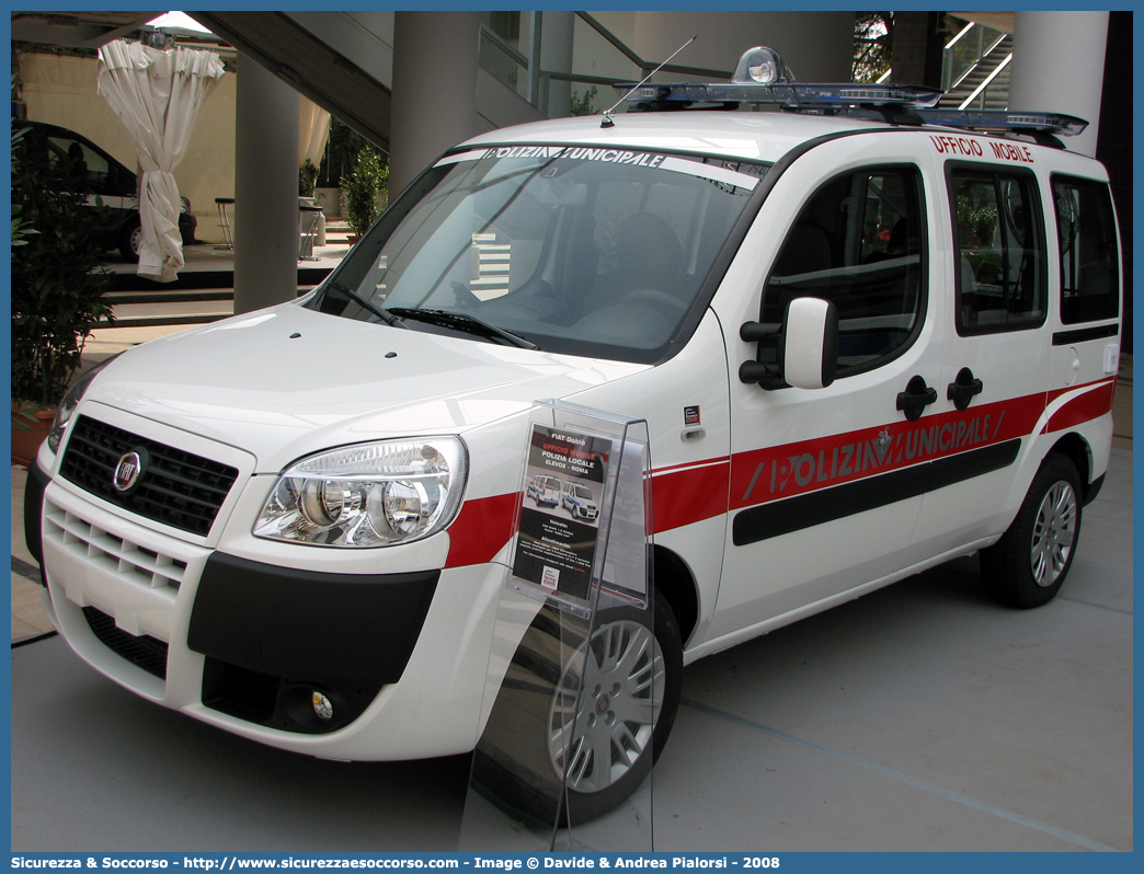 -
Polizia Municipale
Regione Toscana
Fiat Doblò I serie restyling
Prototipo
Parole chiave: Polizia;Locale;Municipale;Toscana;Fiat;Doblò;Prototipo