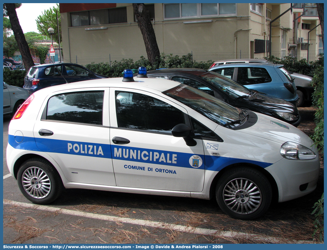 -
Polizia Municipale
Comune di Ortona
Fiat Grande Punto
Parole chiave: Polizia;Locale;Municipale;Ortona;Fiat;Grande Punto